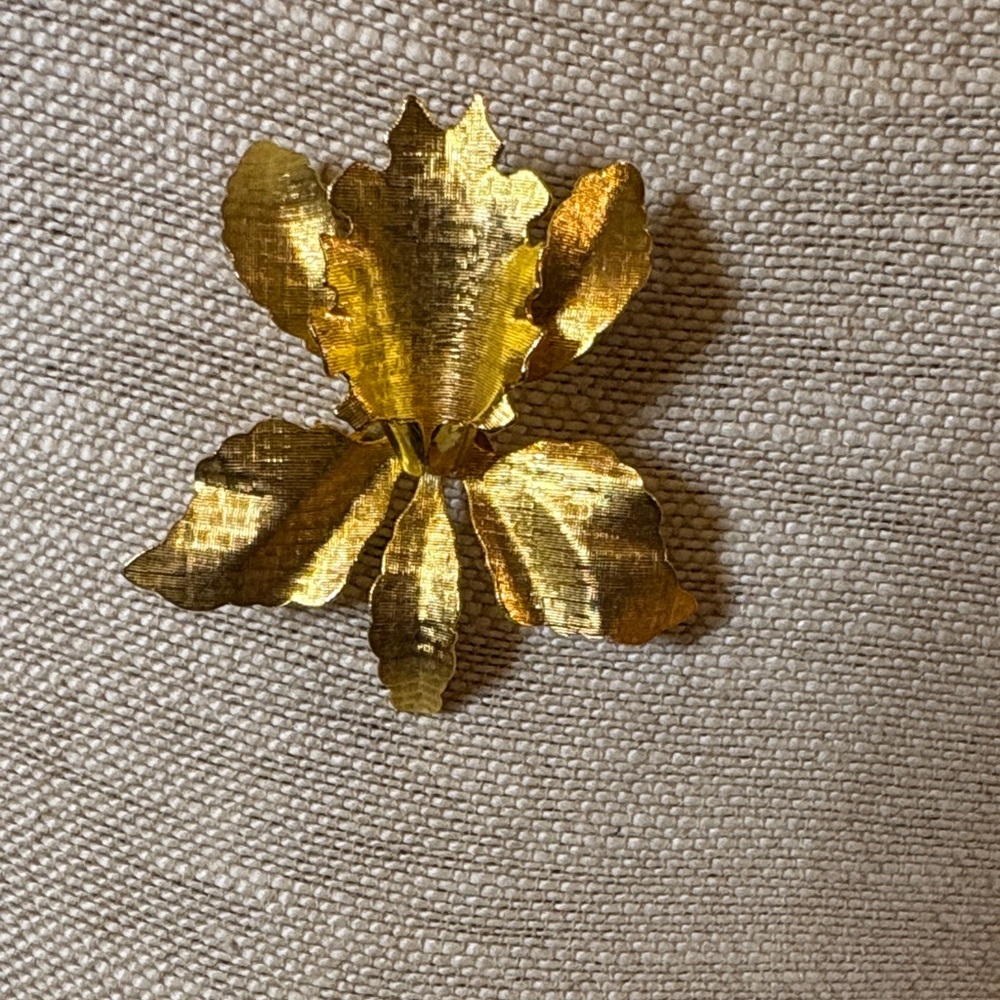 Gold-toned Orchid Brooch